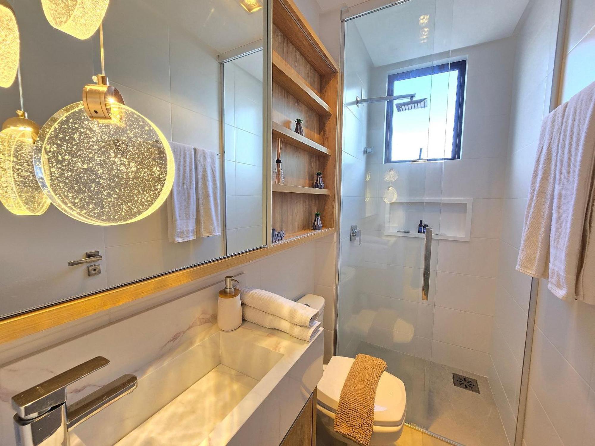 404 -bc 2 Quartos C/churrasq./terraco/garagem Apartamento Balneario Camboriu