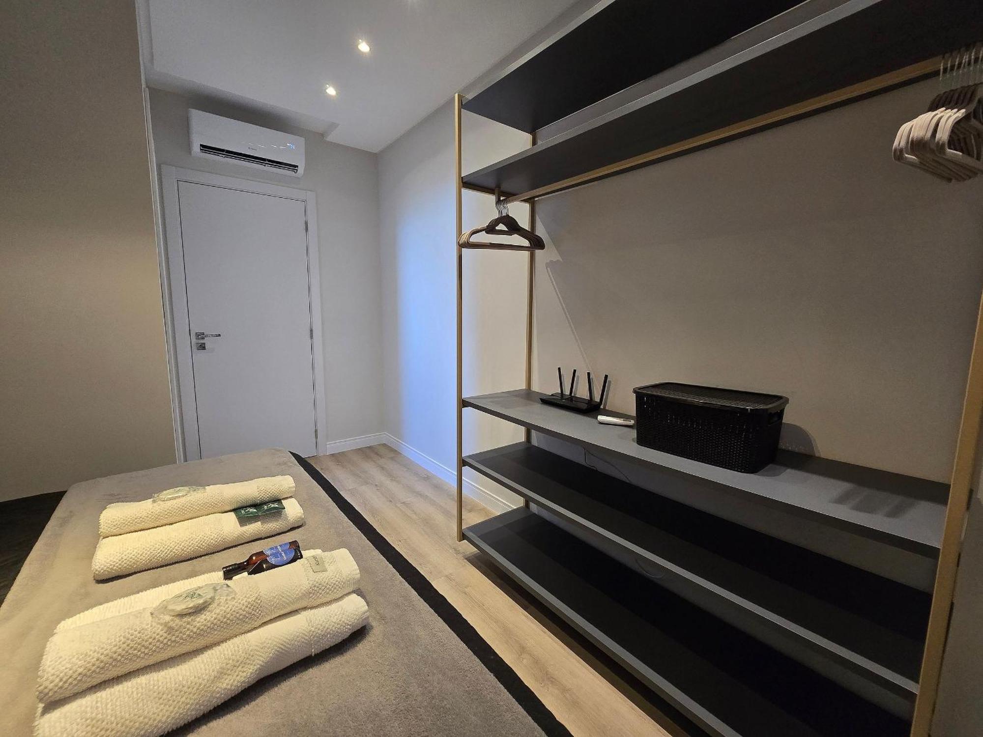 Apartamento 404 -bc 2 Quartos C/churrasq./terraco/garagem *